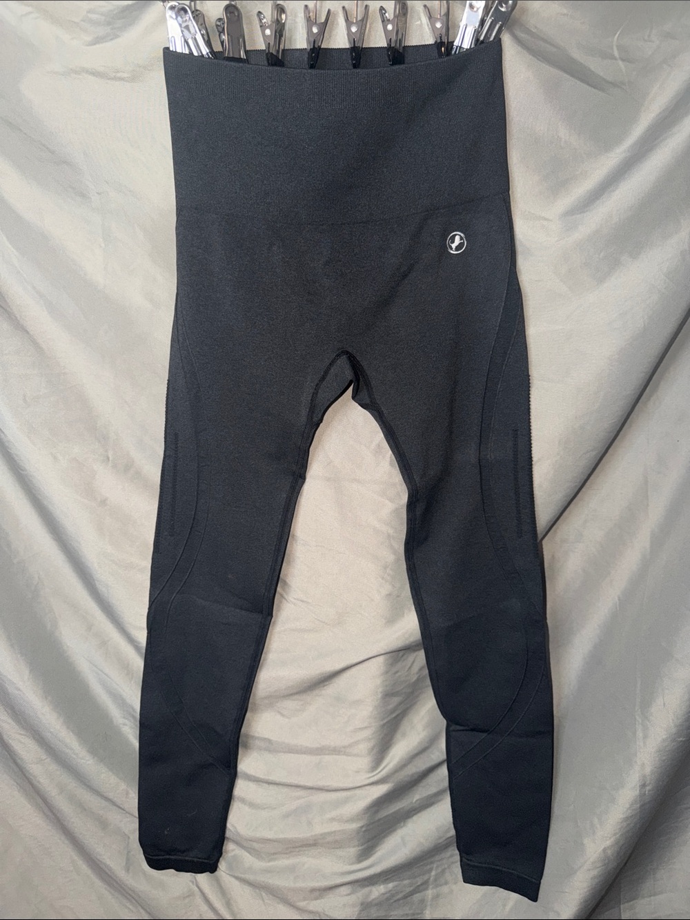 Brand new High-Rise Black Performance Leggings with Subtle Emblem